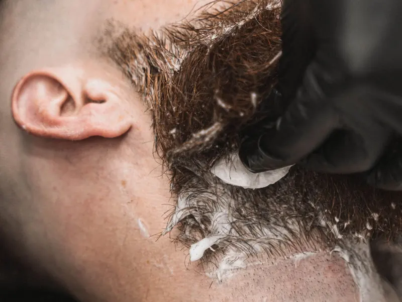 Straight-razor beard lineup (example photo)